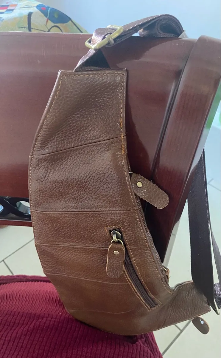 Leather Saddle/ Shoulder Bag - Image 3