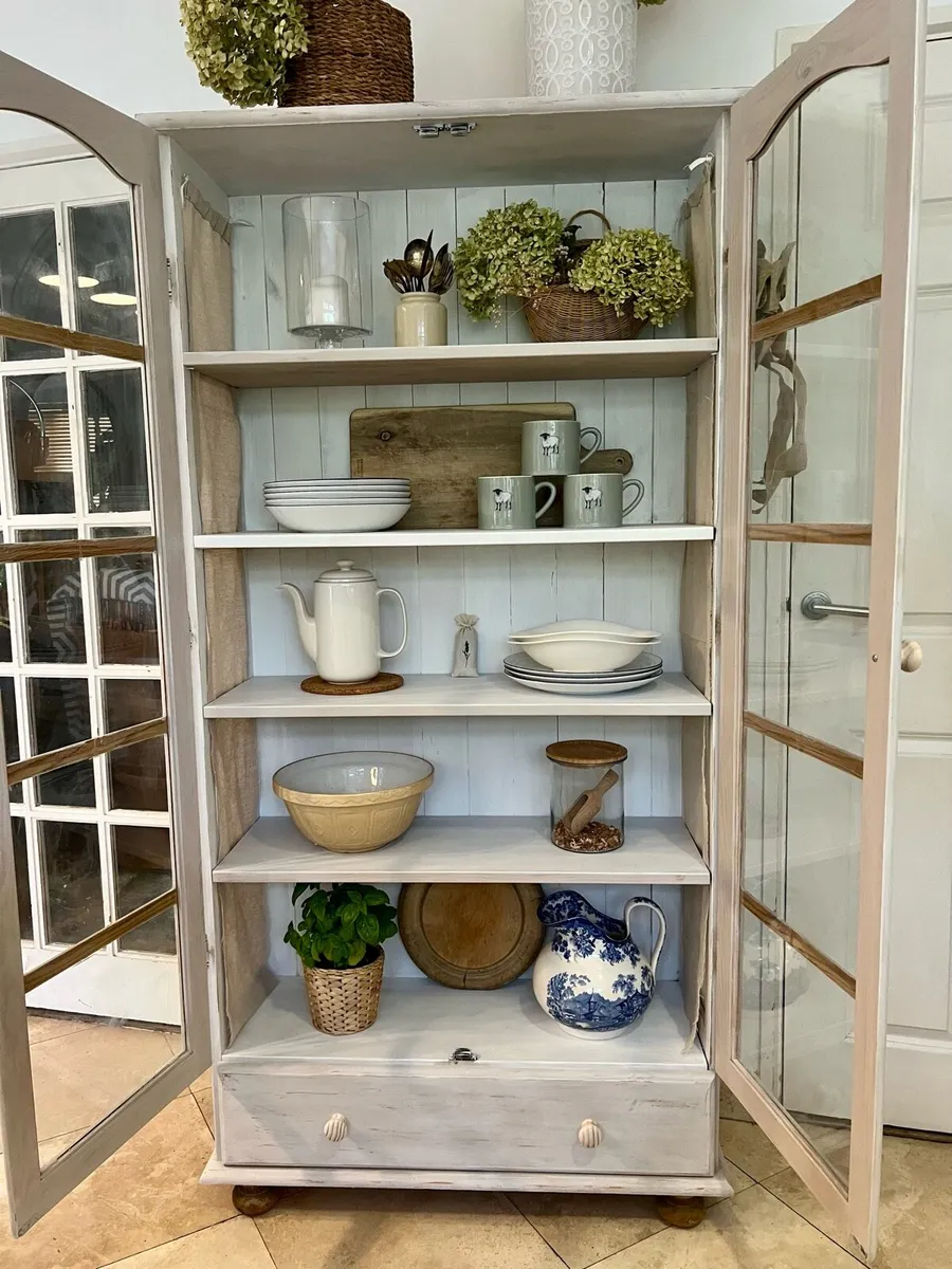 Vintage kitchen cabinet dresser - Image 2