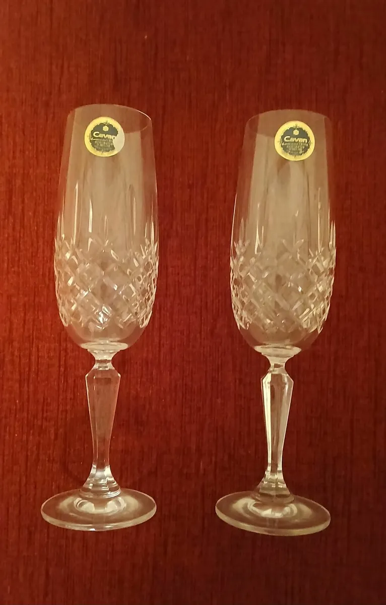 Cavan Crystal champagne glasses - Image 2