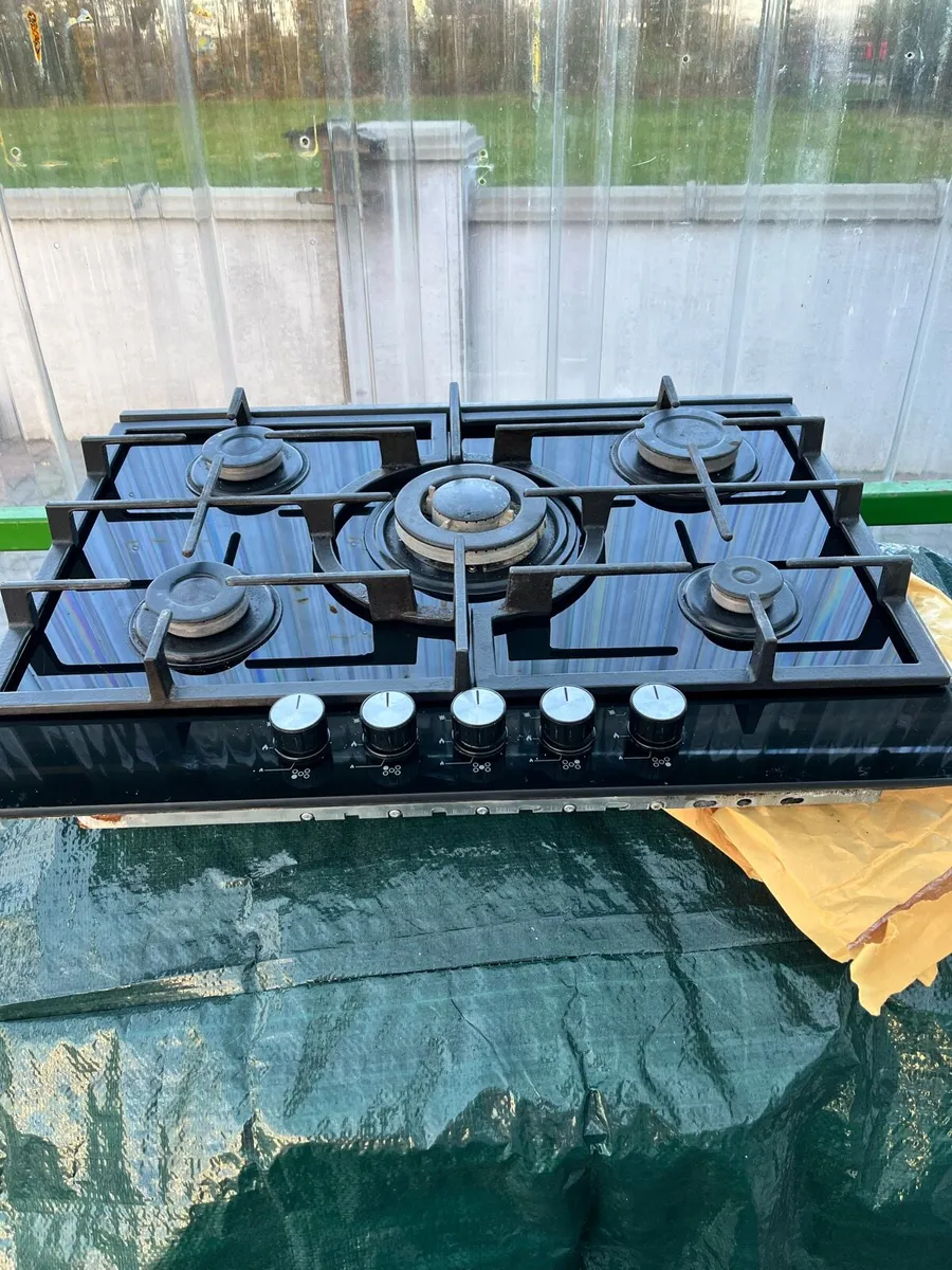 Gas hob - Image 2