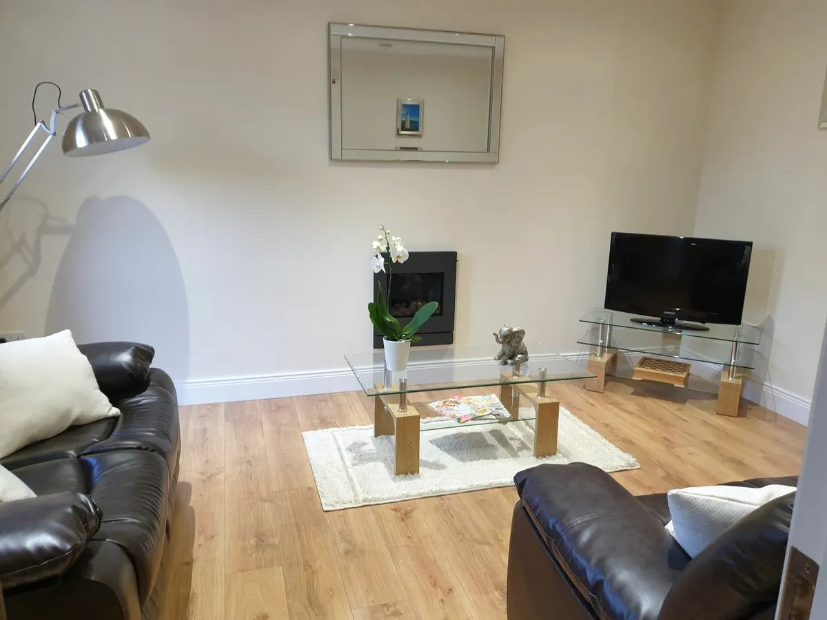 NEW* Oak & Glass TV Stand / Matching Coffee Table - Image 1