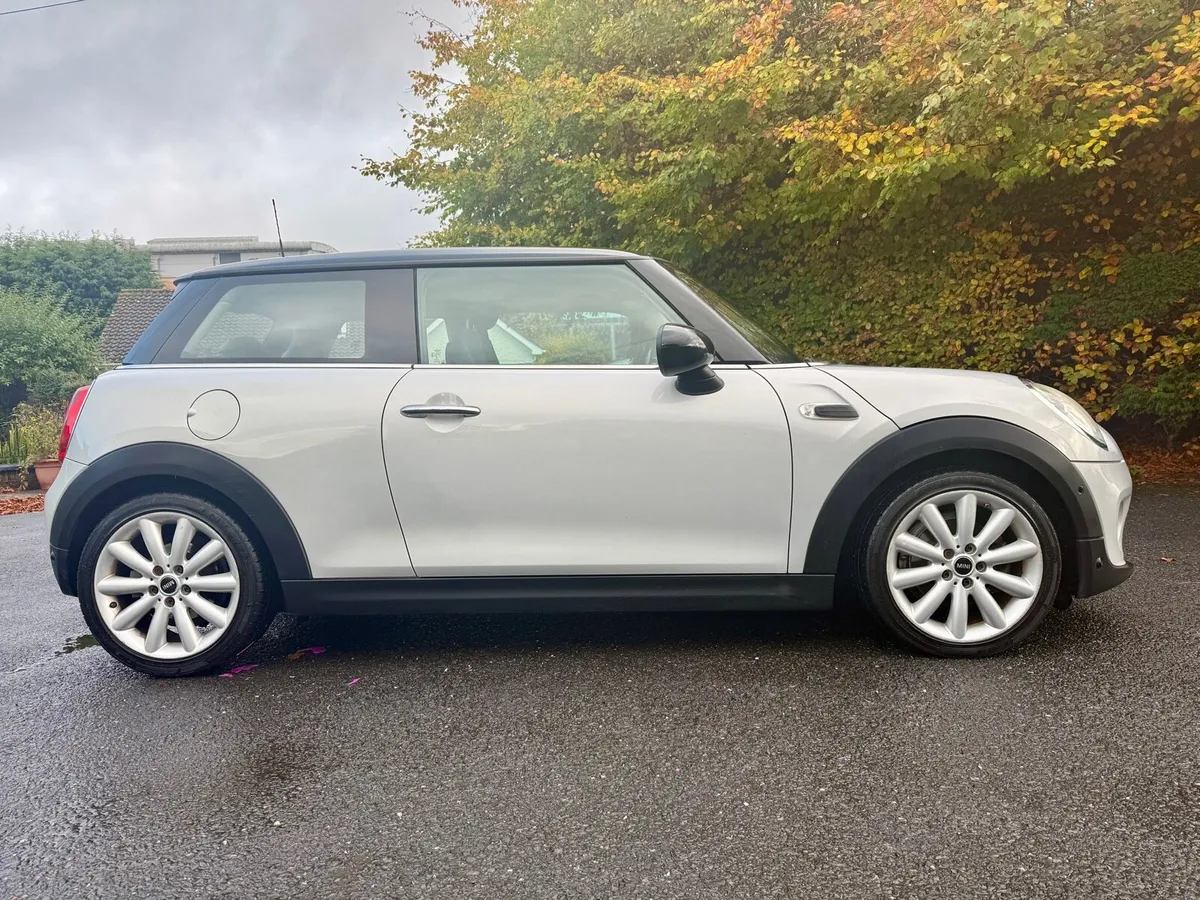 2014 Mini Cooper D - Image 4