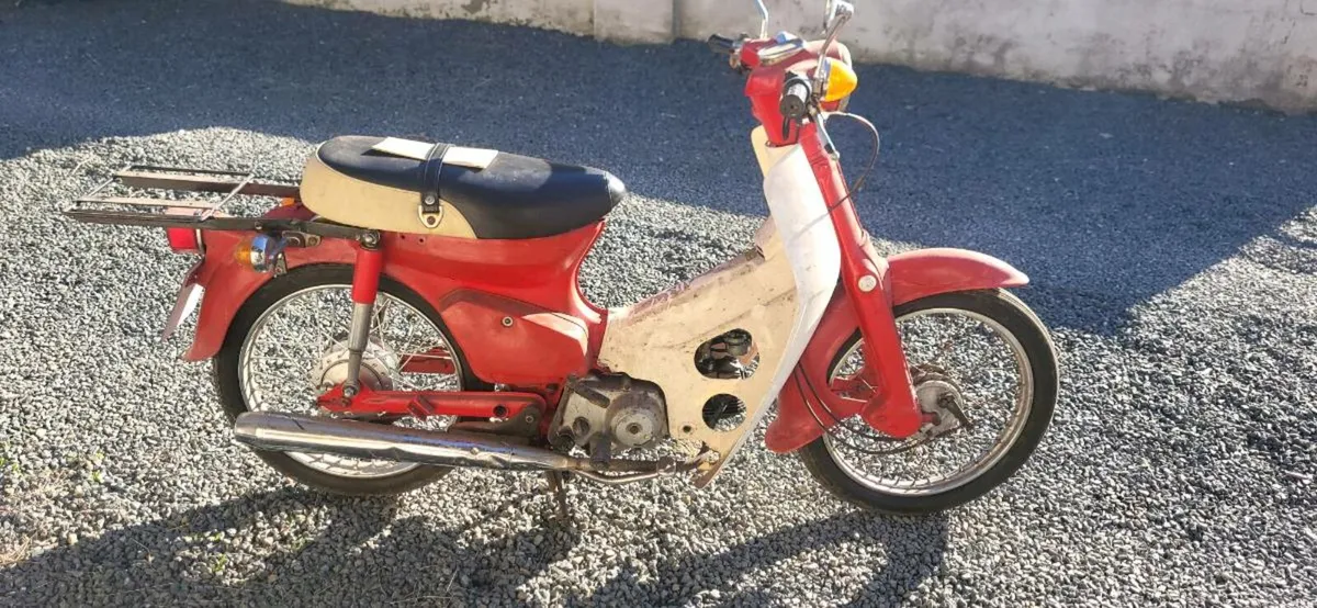 Honda 50 motorcycle - Image 4