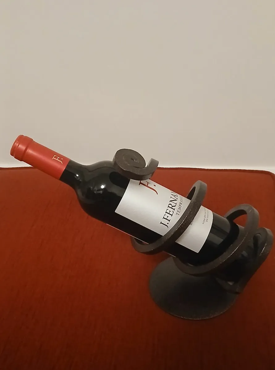 Wine bottle holder - Image 3