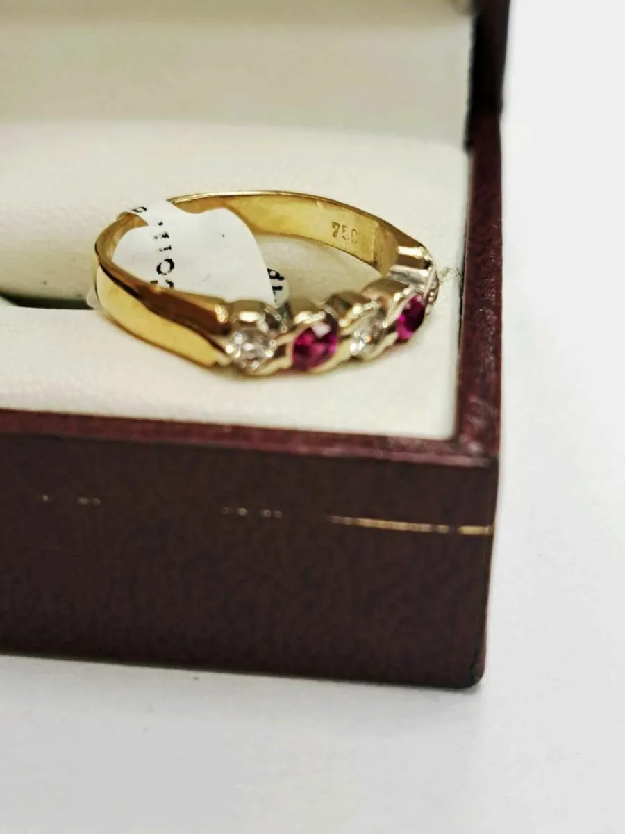 18K Pink Ruby Ring 18CT - Image 2