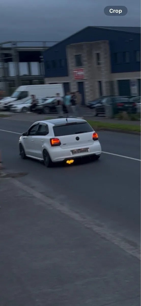 Car - Image 2