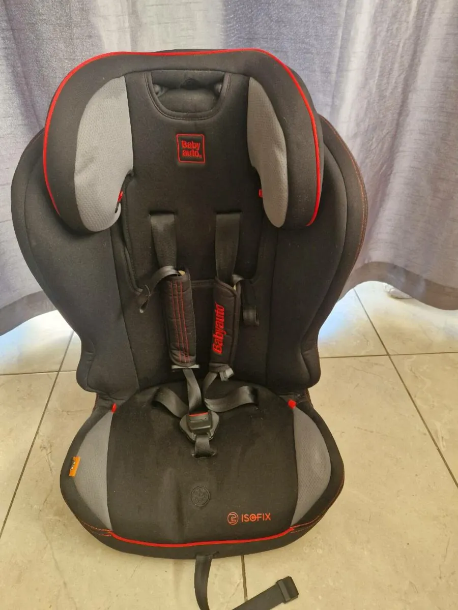 Baby auto isofix car seat - Image 1