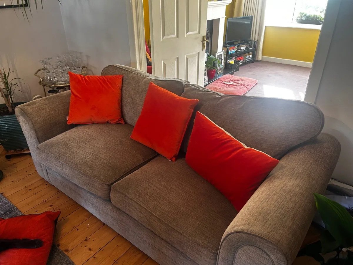 Sofa / Couch - Image 1