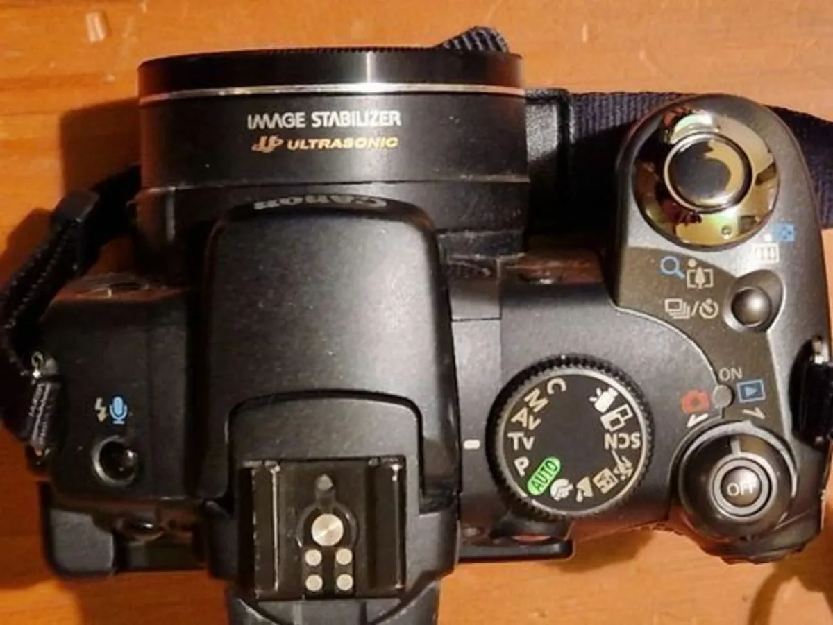 Canon Powershot S5 Digital Camera, 4xAA Batteries - Image 4