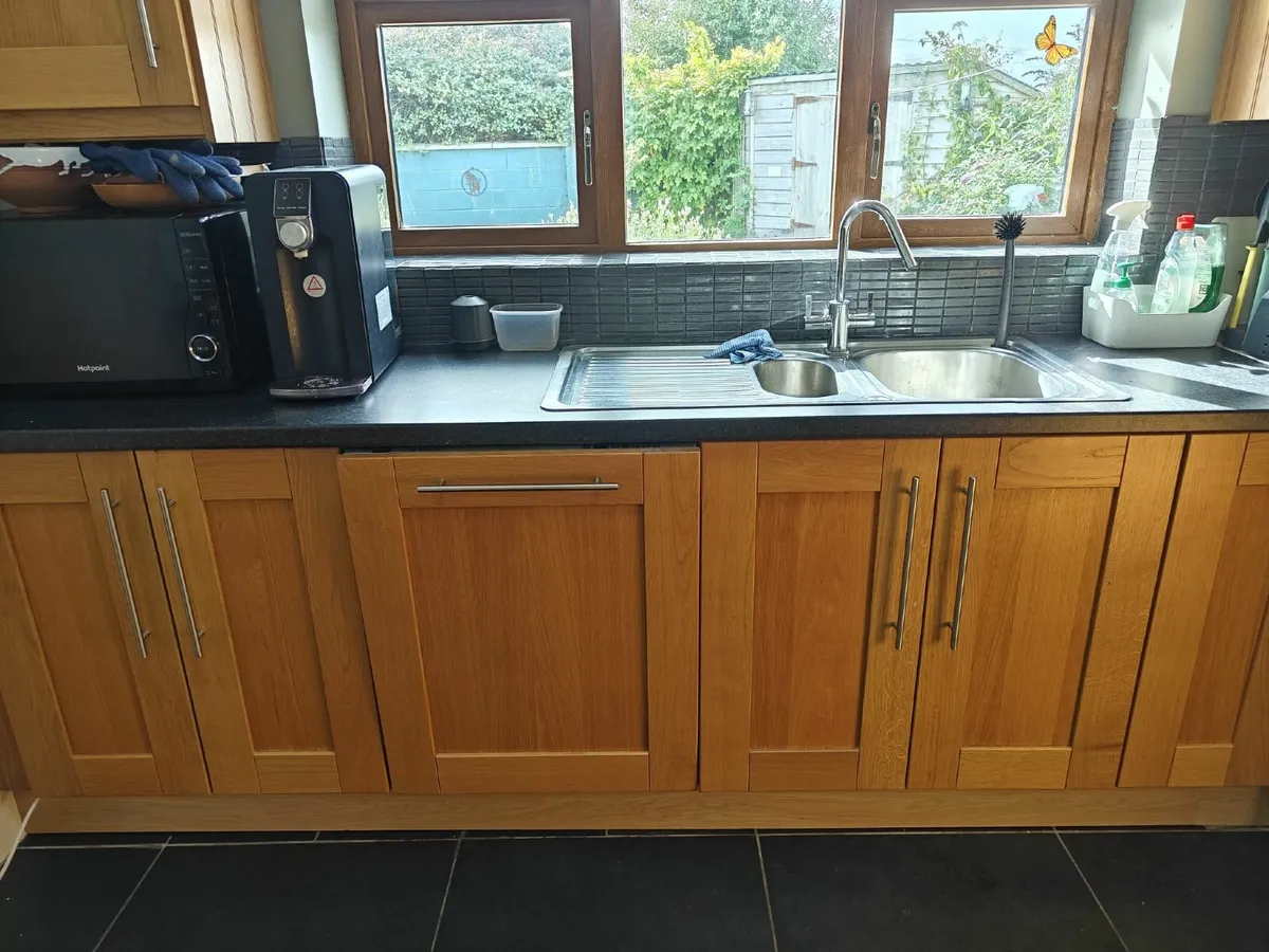 Kitchen - Image 4