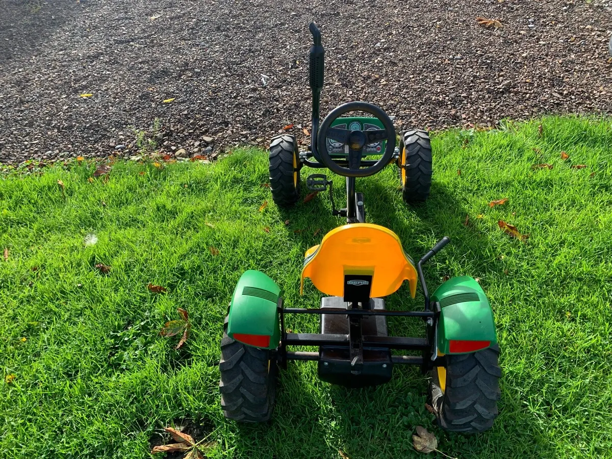 John Deere and new Holland berg tractor go-karts - Image 4