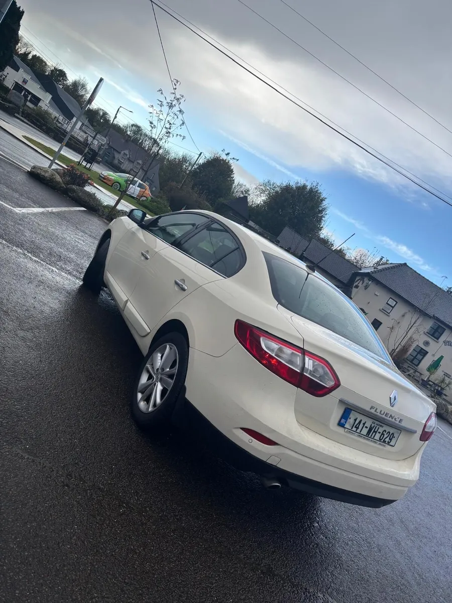 Car - Image 2