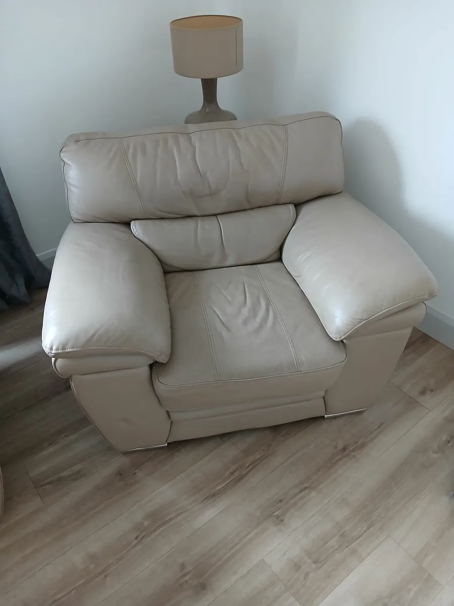 Corner sofa & chair - Image 3