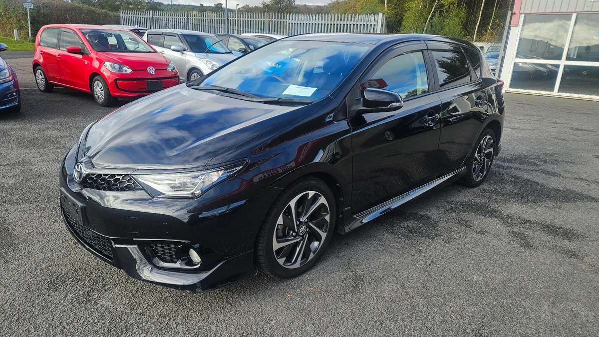 2016-2 Toyota Auris - Image 4