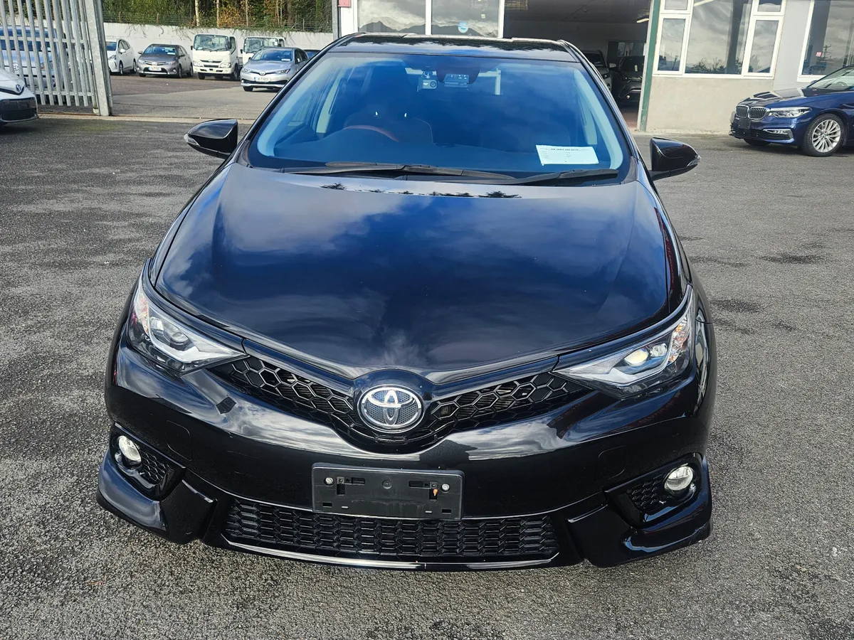 2016-2 Toyota Auris - Image 3
