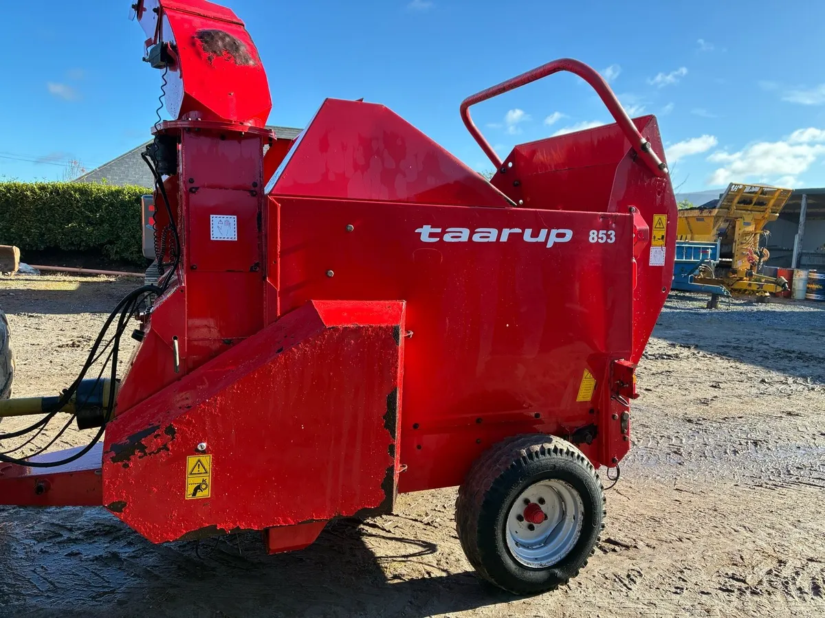 TAARUP 853 Straw Blower - Image 2