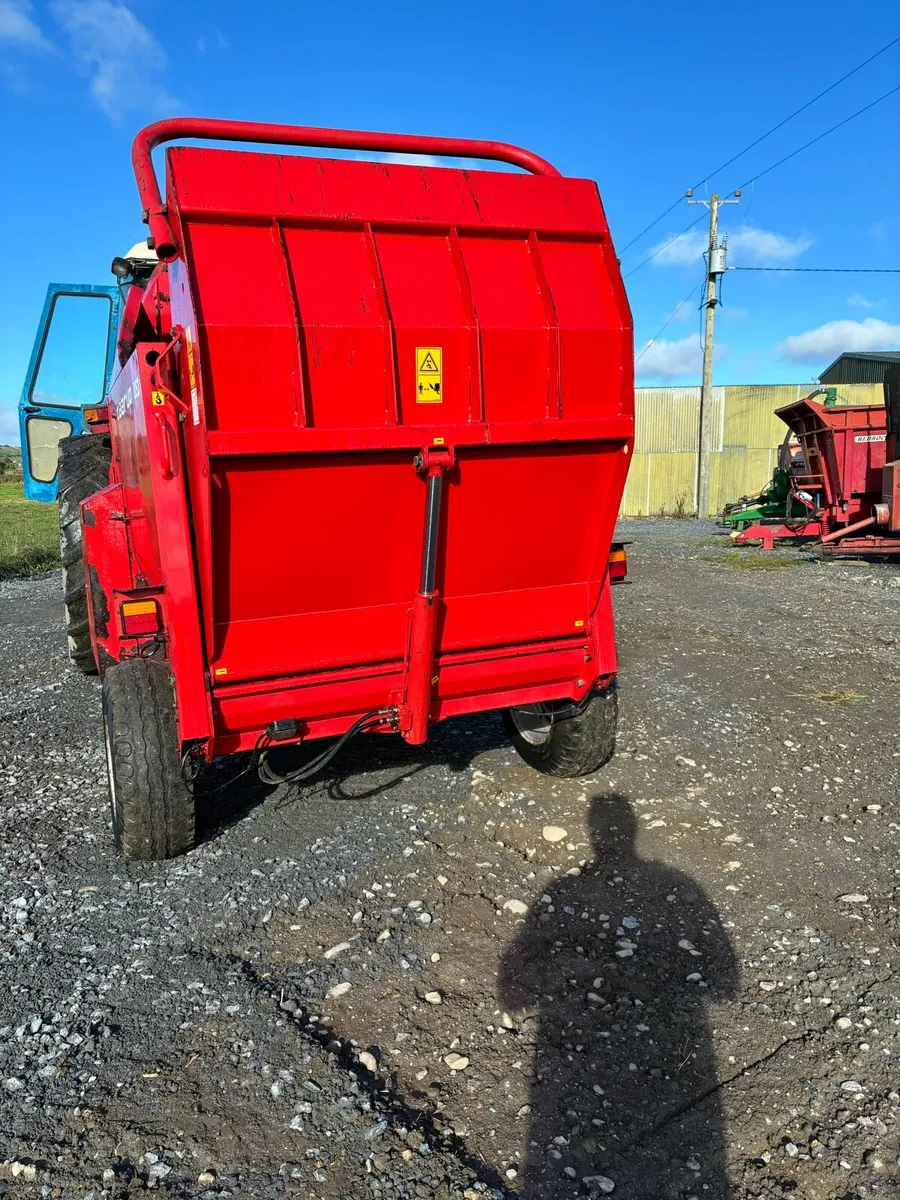 TAARUP 853 Straw Blower - Image 3