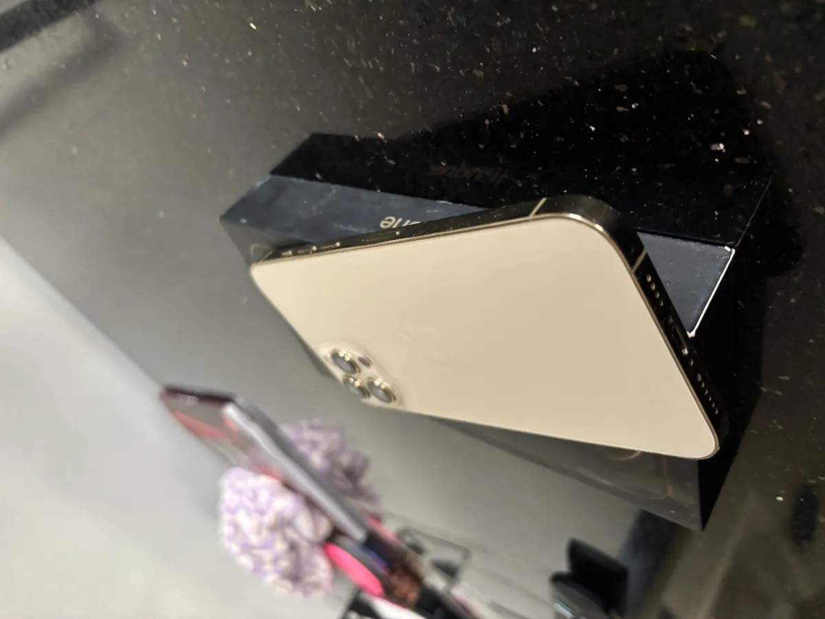 Iphone 12 Pro Max - Image 3
