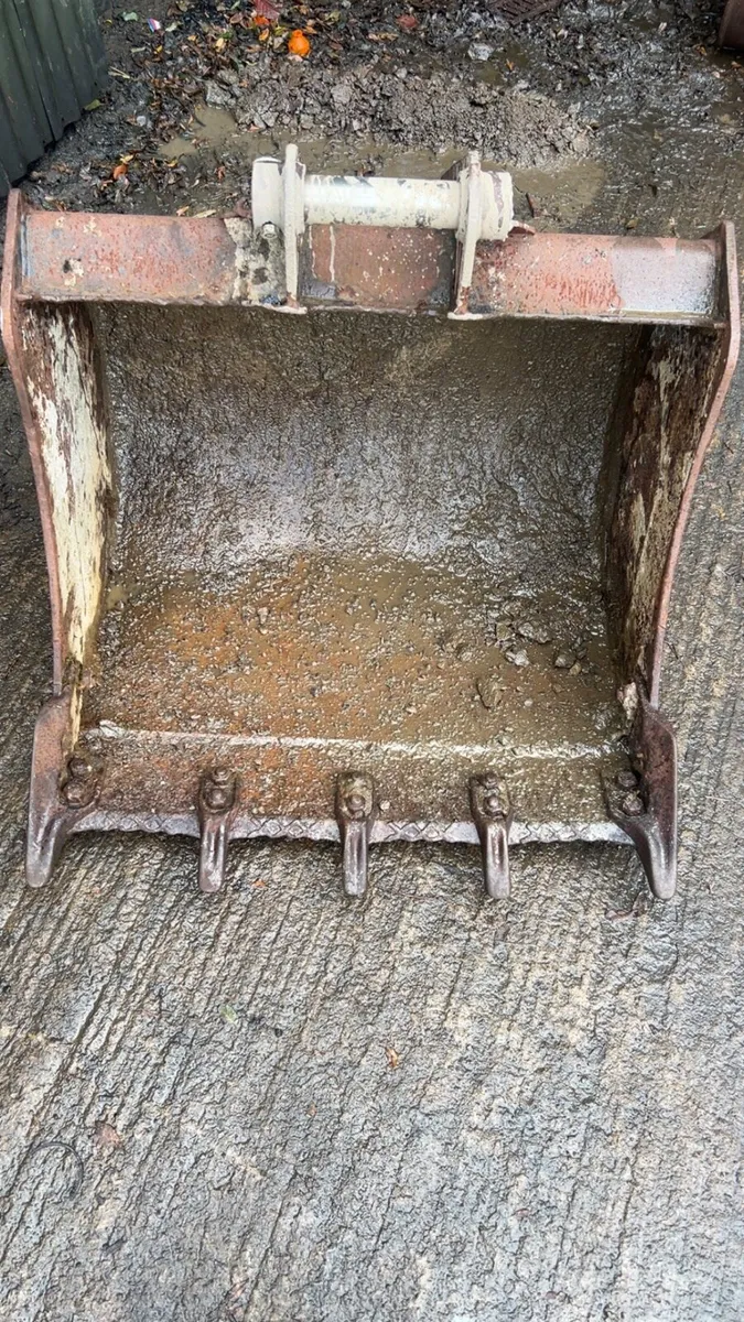 3ft digging bucket - Image 2