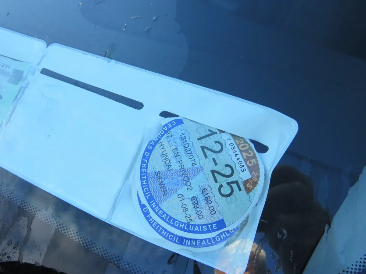 Hyundai i30 2013 5DR DIESEL JUST NCTD 26 - Image 3