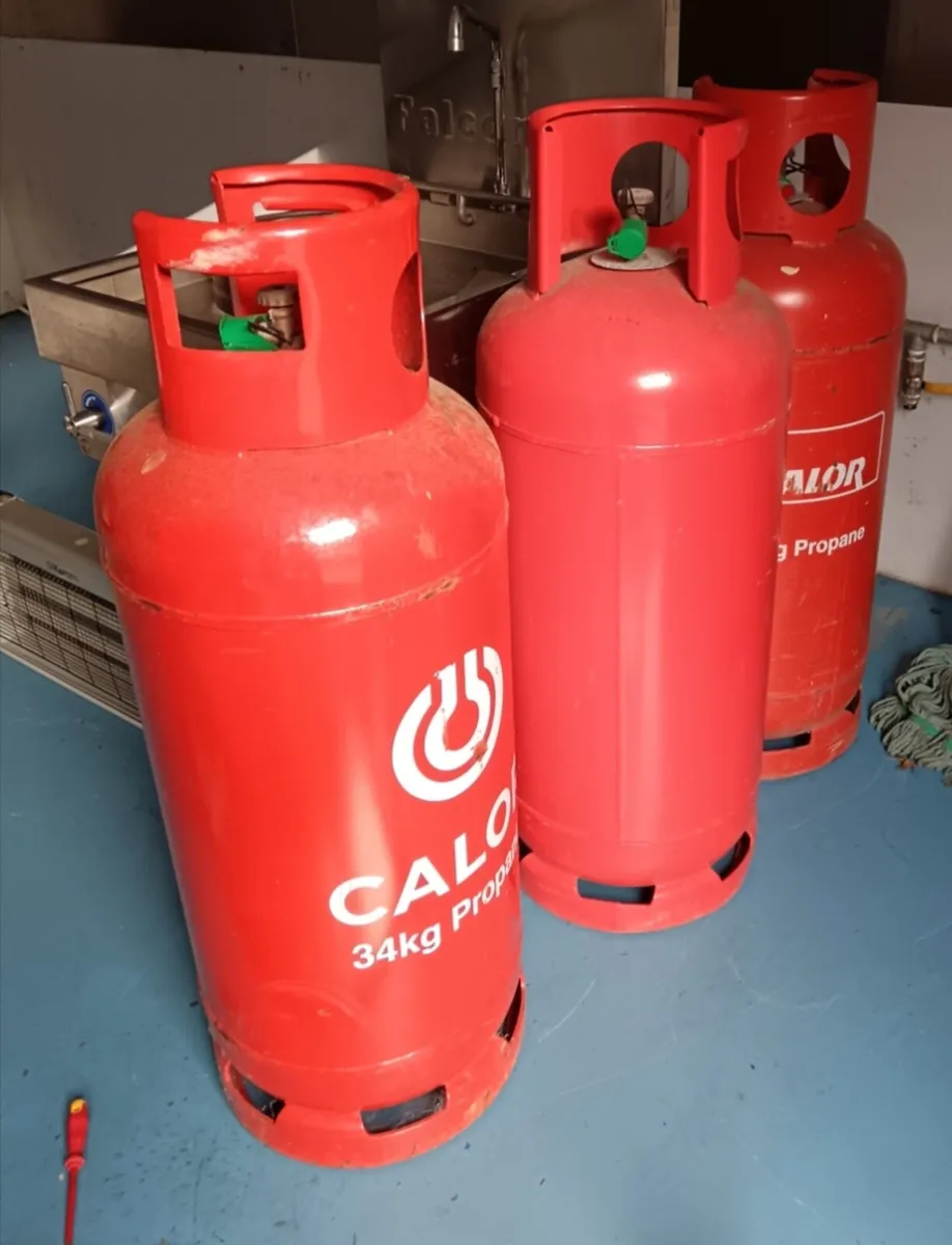 Full 34kg Gas Cylinders
