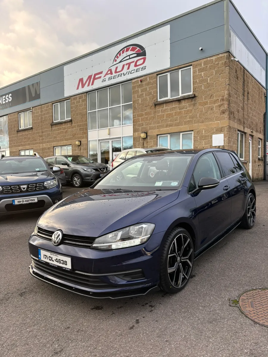 VW GOLF 1.6 TDI 2017 SE NAV KITTED - Image 1