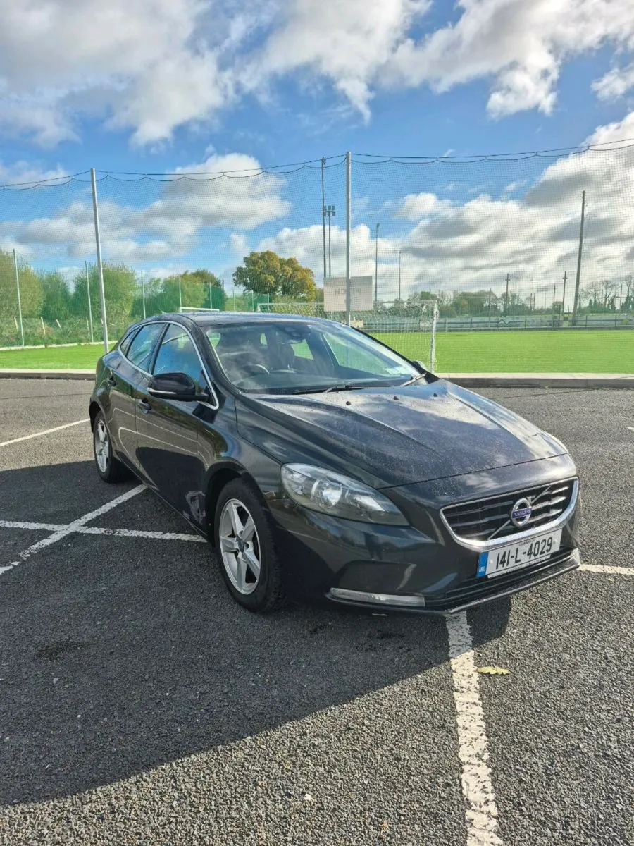 Volvo V40 D3 2.0 Diesel - Image 1