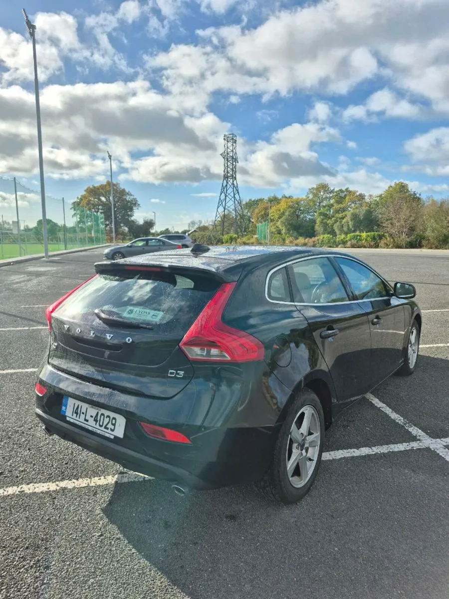 Volvo V40 D3 2.0 Diesel - Image 4