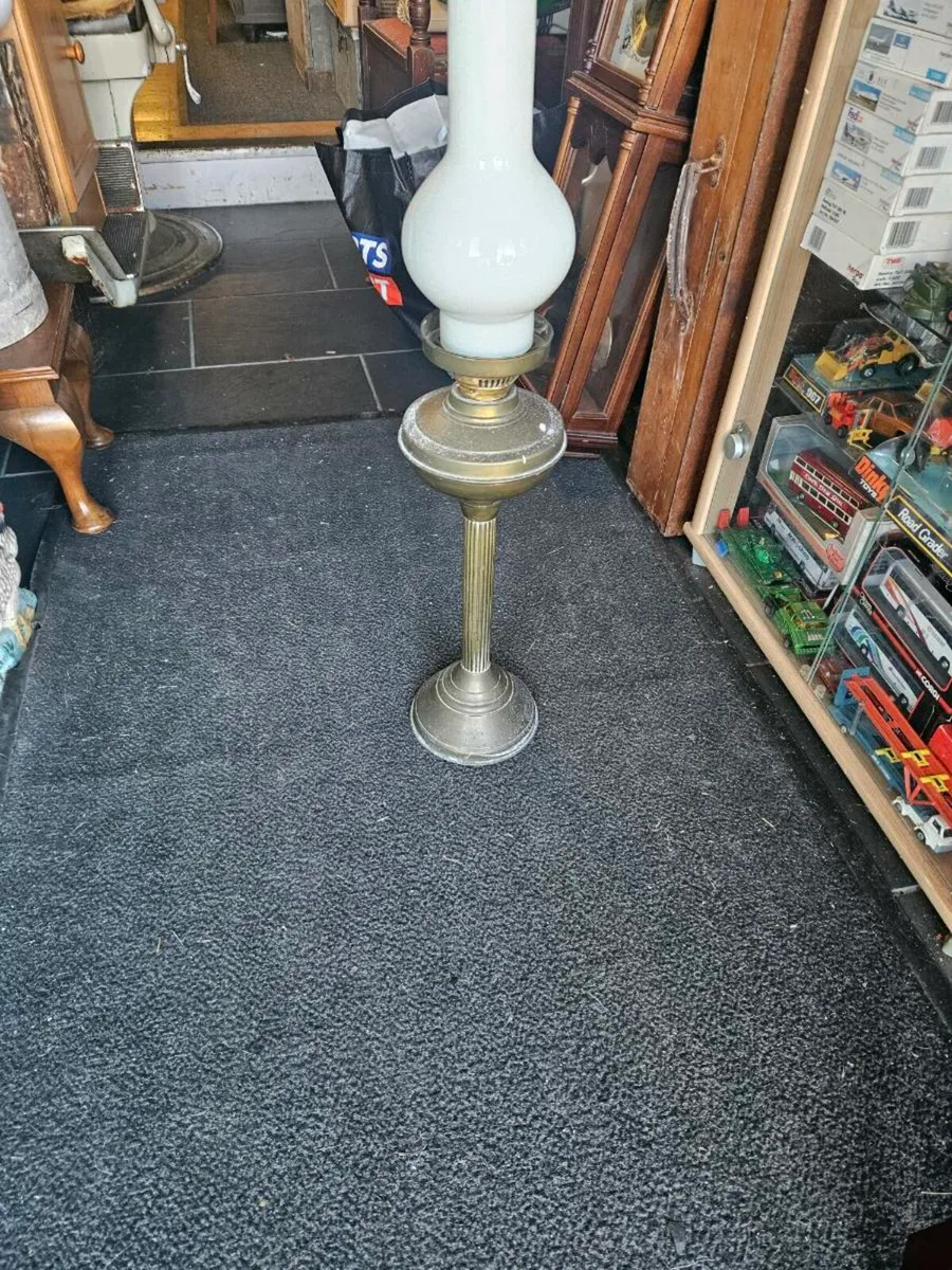 Vintage Brass Oil Lamp - Image 2