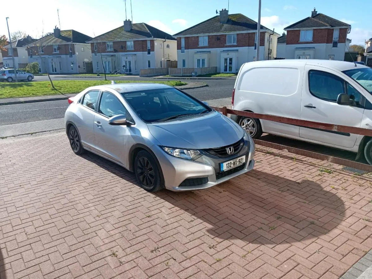 Car - Image 1