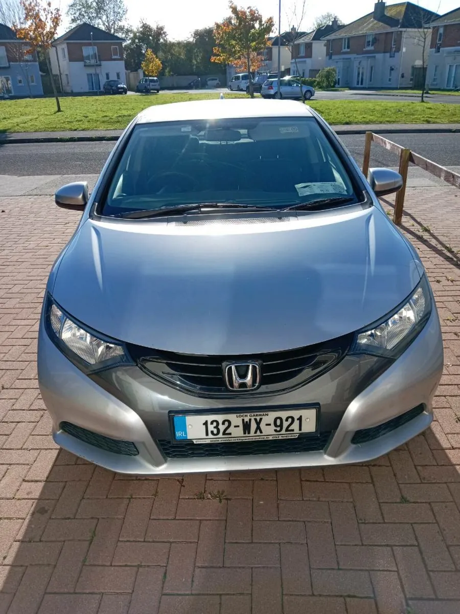 Car - Image 2