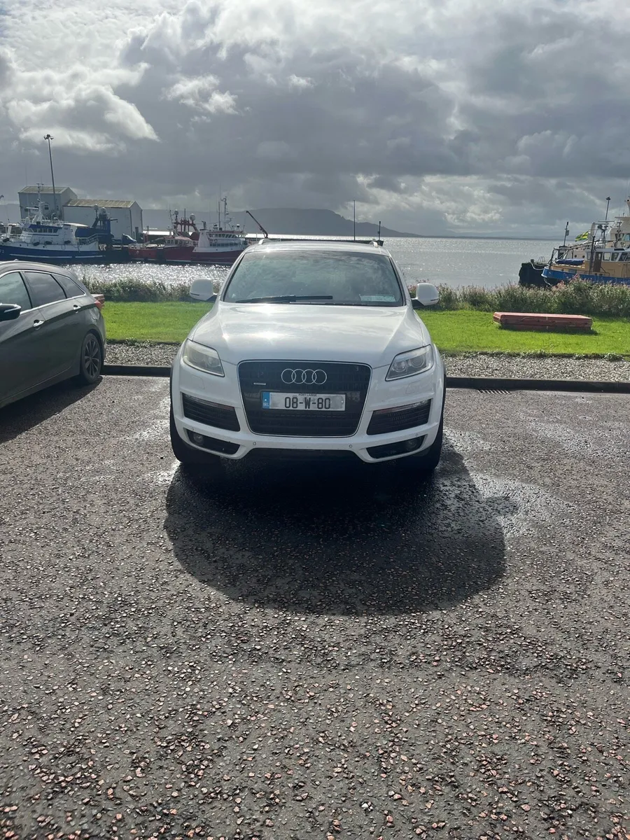 Audi q7 Quattro  S line crew cab - Image 2