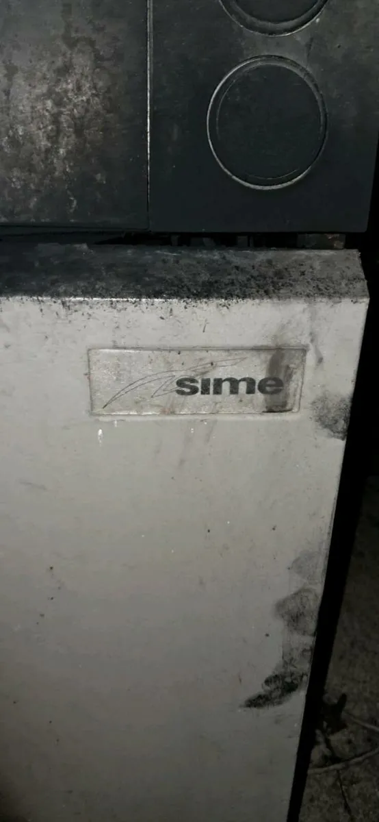 Oil boiler - Image 4
