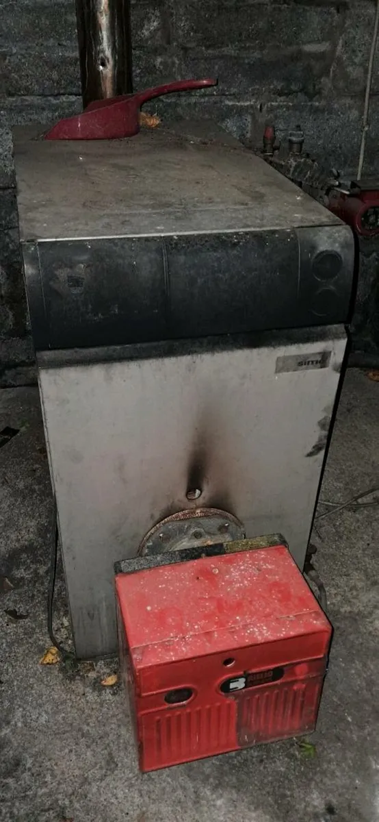 Oil boiler - Image 1