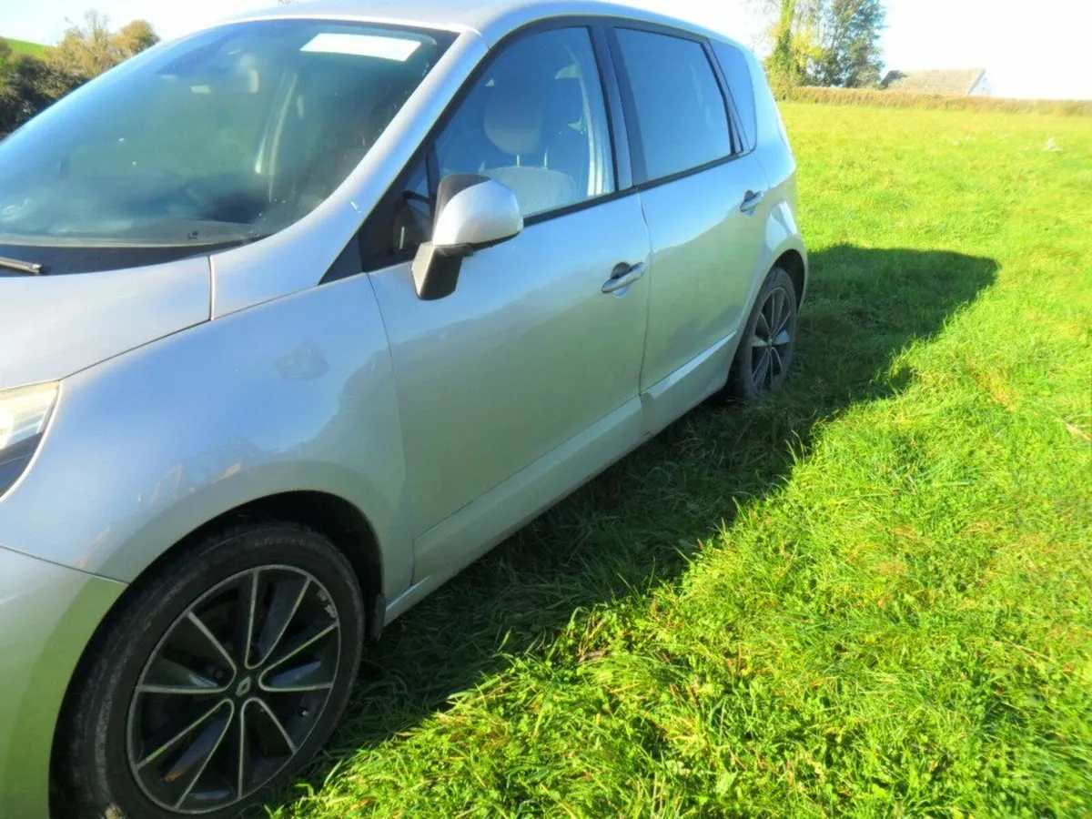 Renault Scenic 2012 for breaking - Image 1