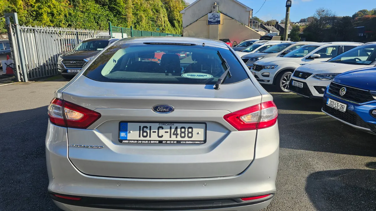 Ford Mondeo 2016 1.6TDCZetec H/B 0NLY 115KM - Image 4