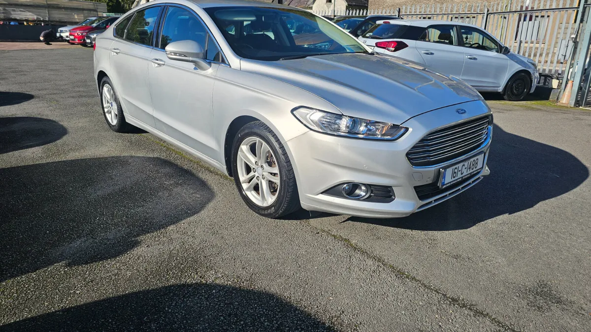 Ford Mondeo 2016 1.6TDCZetec H/B 0NLY 115KM - Image 2