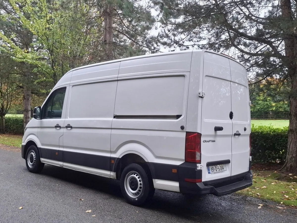 Volkswagen Crafter 2019 DOE 10/26 - Image 2