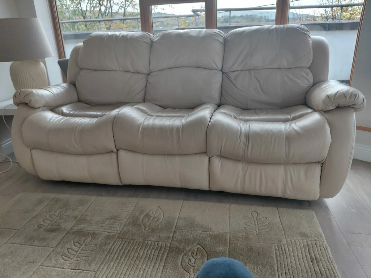 Italian leather reclining couches x 2 - Image 2