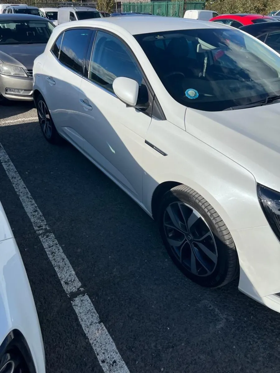 Renault Megane MK4 - Image 2