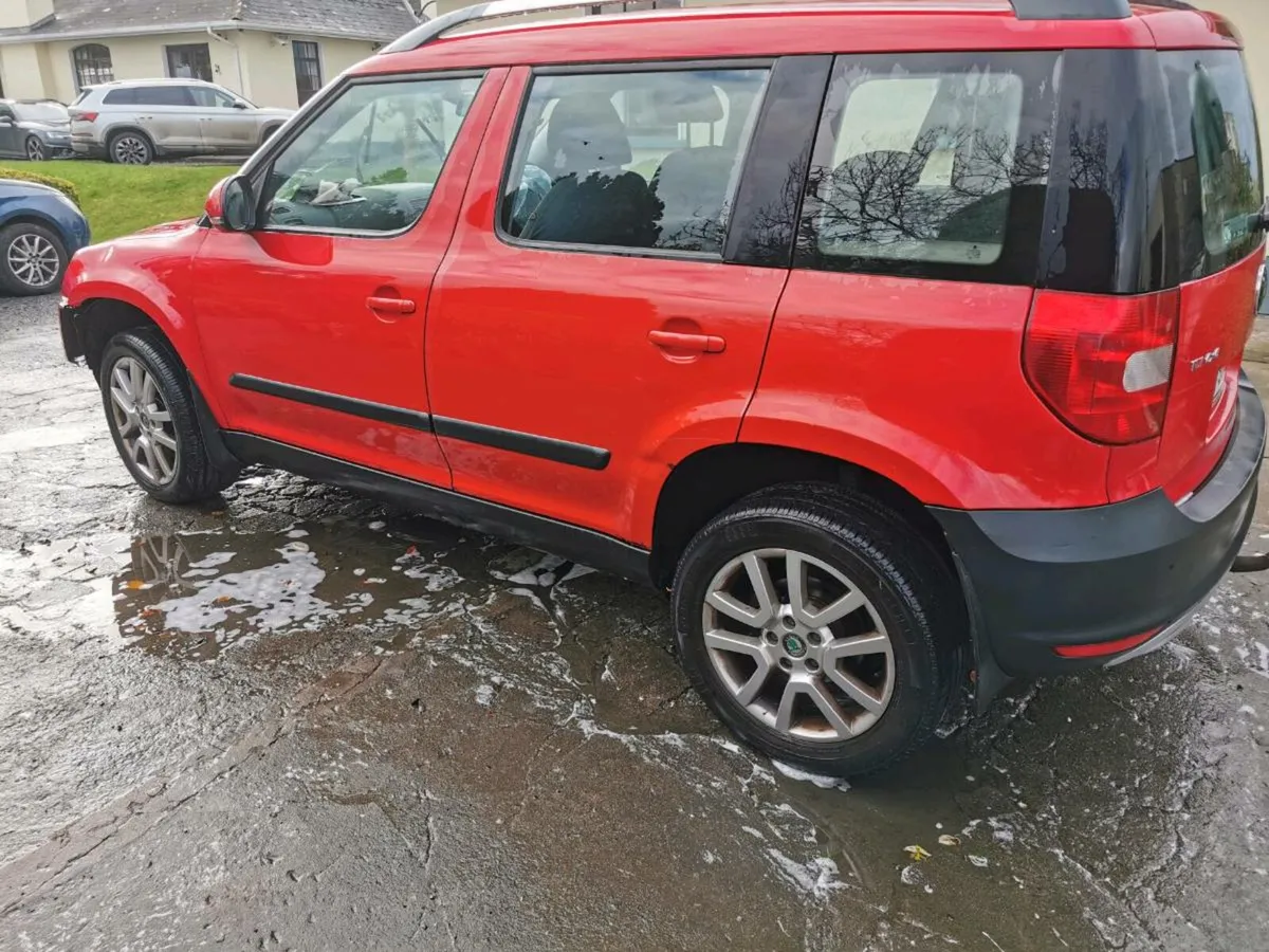 13 Skoda Yeti - Image 3