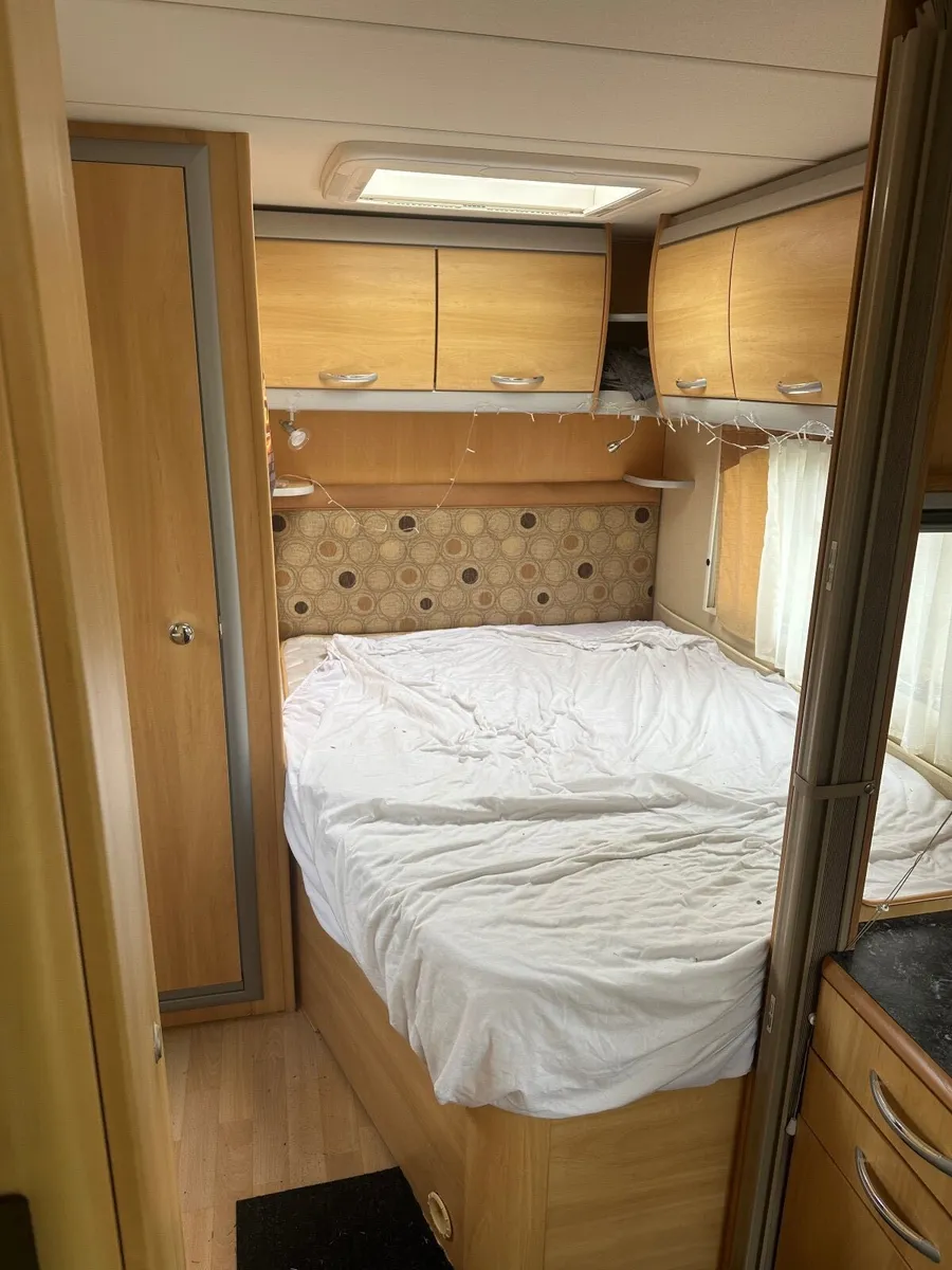 Sterling eccles 2008 fixed bed +awning. - Image 2