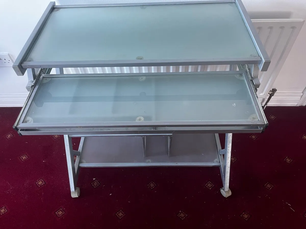Desk - Image 2