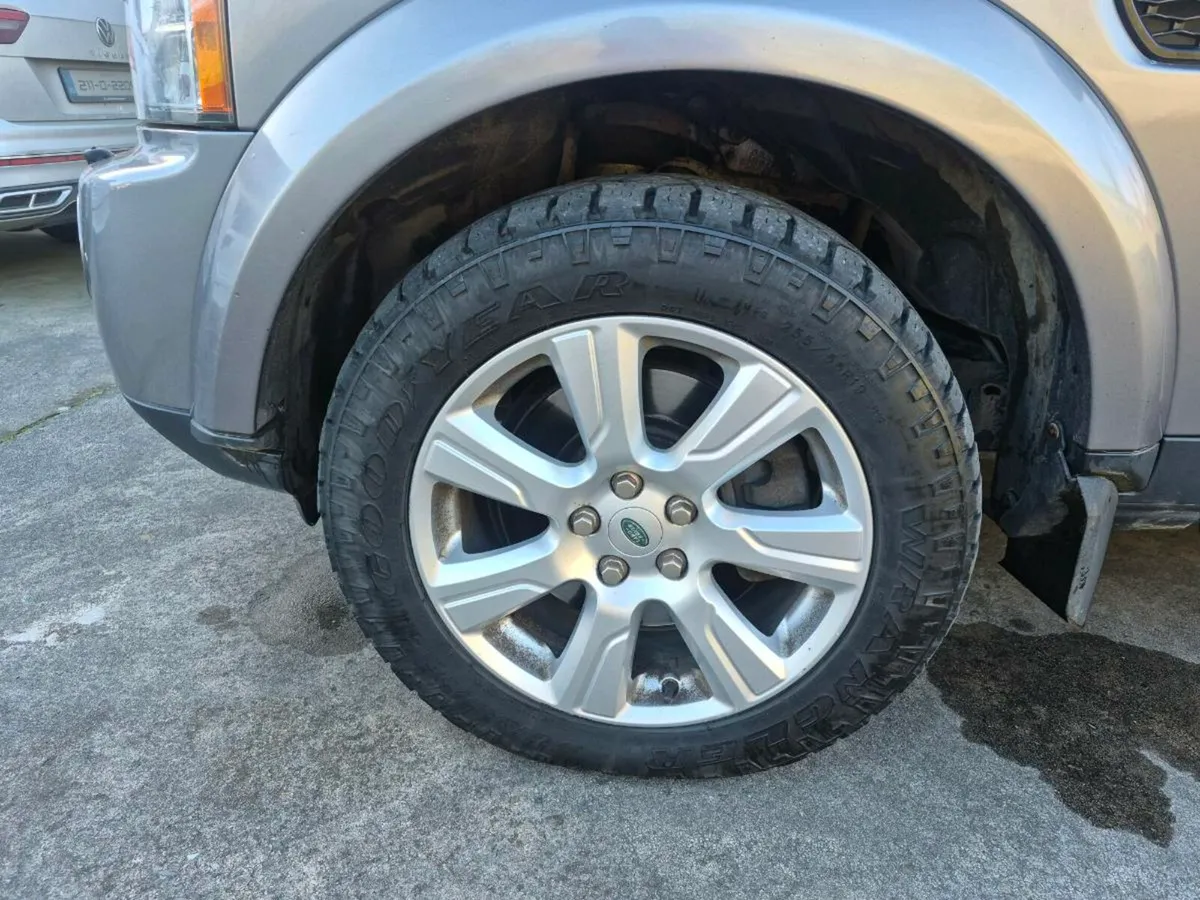 LandRover Discovery - Image 3