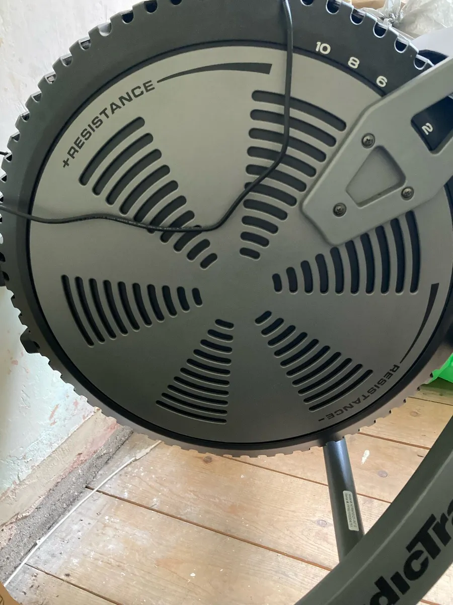 NordicTrack Rowing Machine RW600 - Image 4