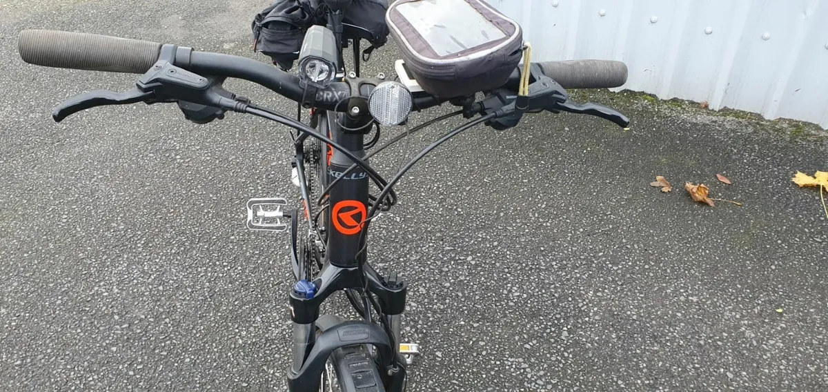 CLIFF 90 ROAD BIKE - Image 1