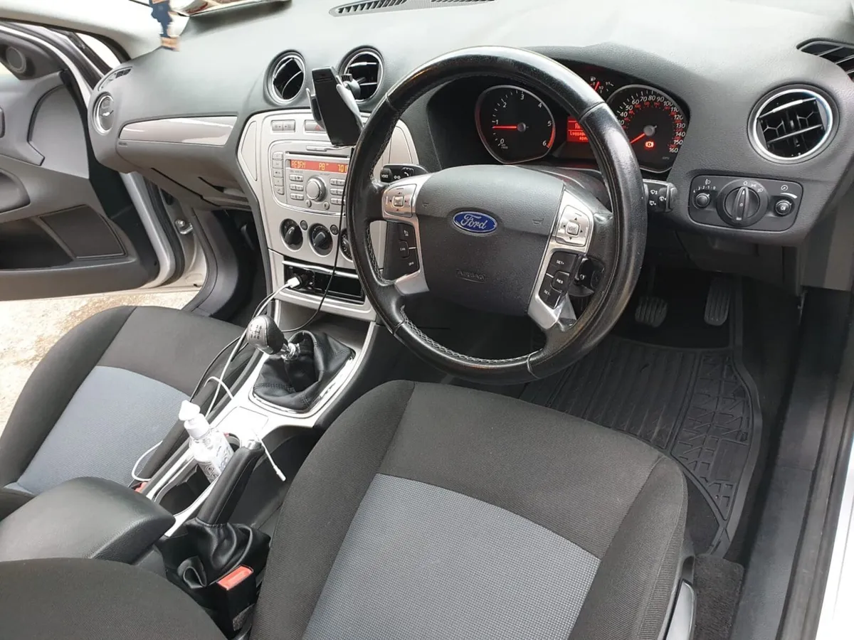 Ford Mondeo 2010 - Image 2