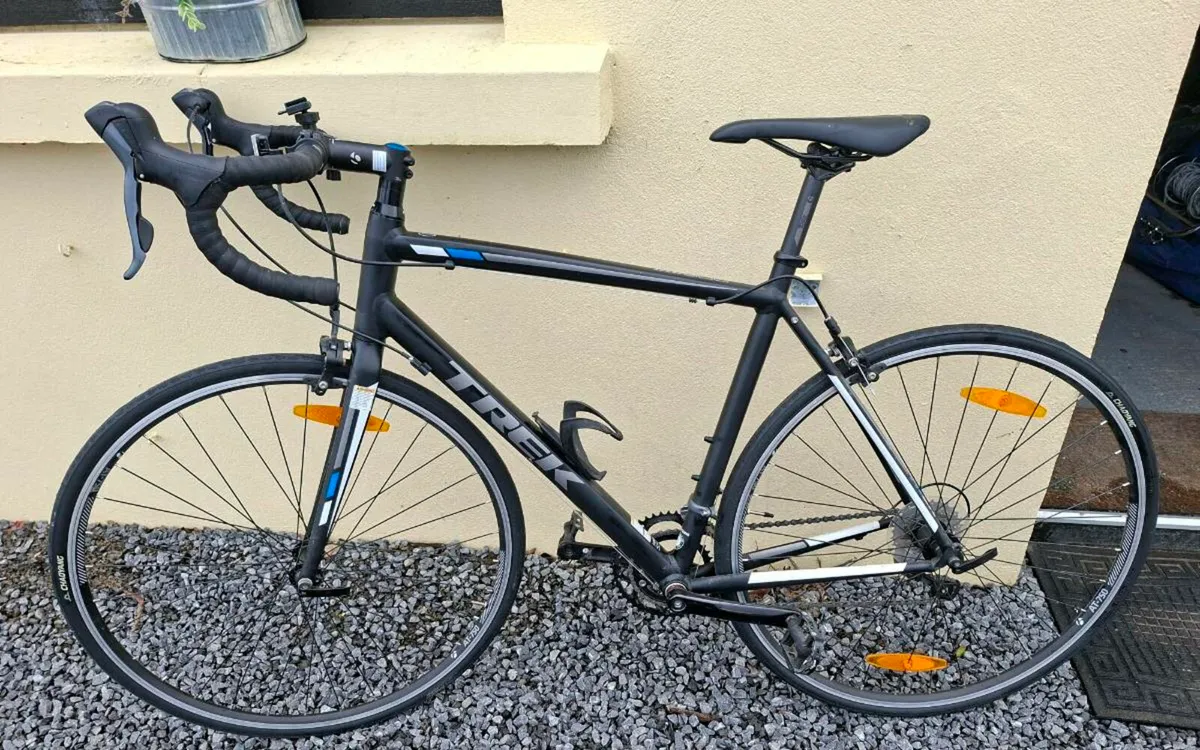 Trek series 1 aluminium road bike - Image 1