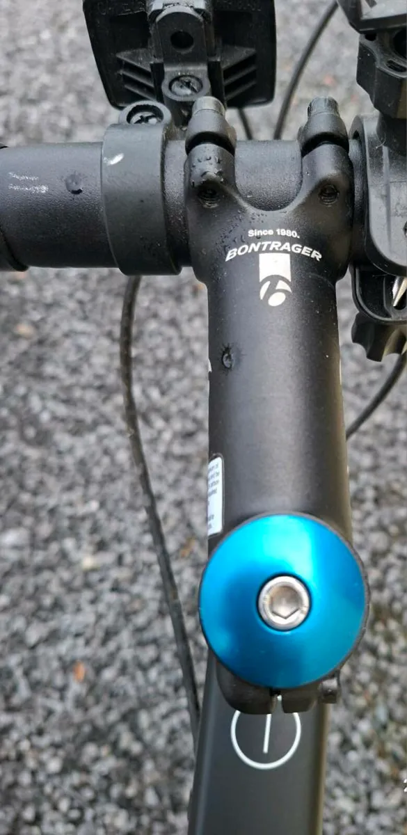 Trek series 1 aluminium road bike - Image 3