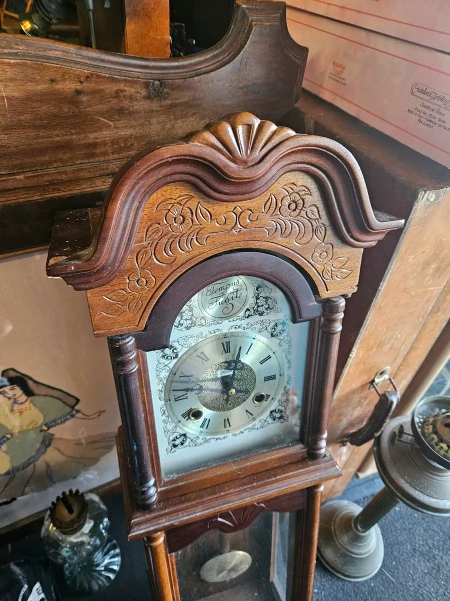 Vintage Looking Wall Clock - Image 2